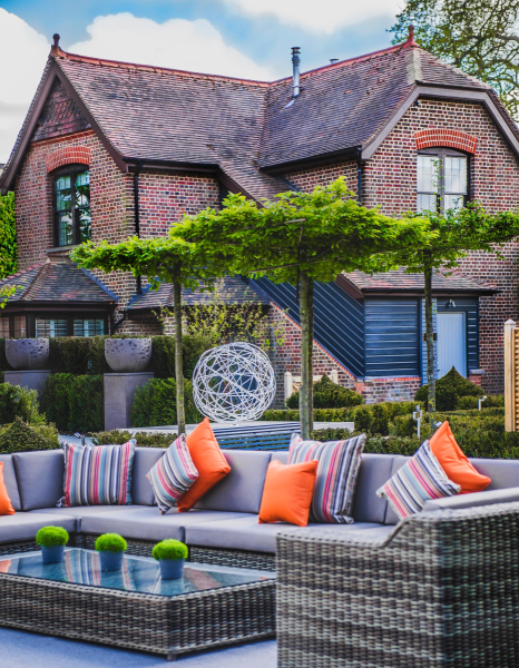 Garden-Sofas-Umbrella-trees-metal-sculpture